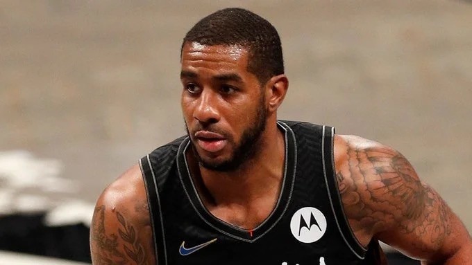 在与新人的 在与新人的