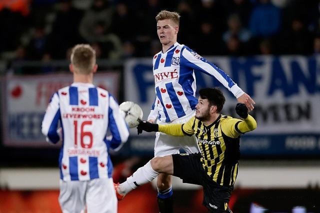 赛本身的吸 赛本身的吸