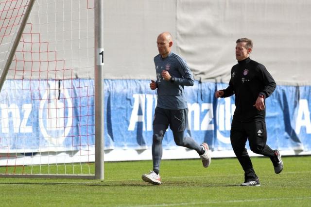 芽笼国际队 芽笼国际队