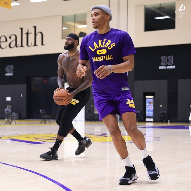 斯库巴尔为 斯库巴尔为